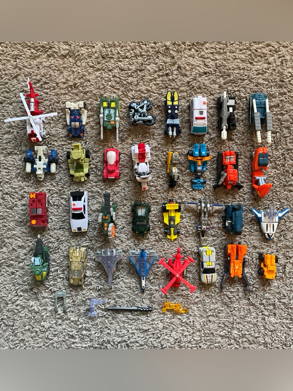 Transformers Mini Figures Armada Lot of 32 Mini Figures w/ Accessories